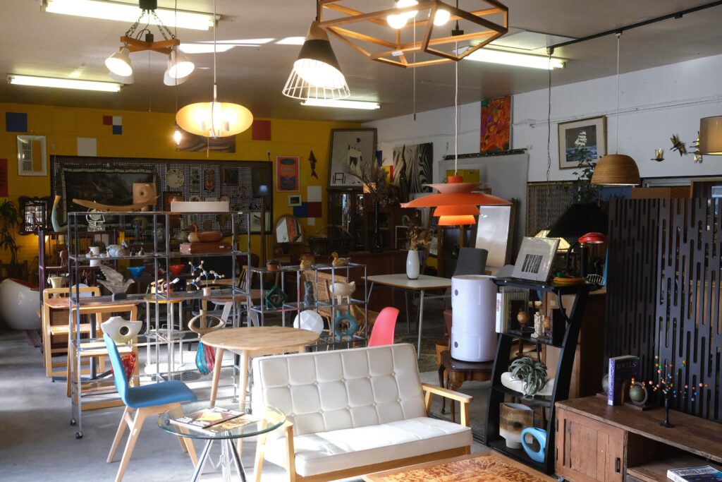 群馬太田市と桐生市の間に店を構える、monoroom家具　群馬の
店内写真
おしゃれな家具や雑貨がたくさん