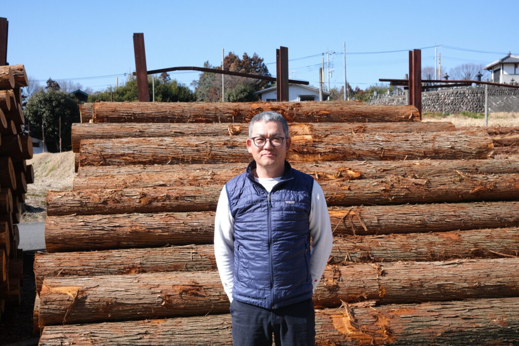 群馬県高崎市に本社をおく、株式会社マルキの代表　飯野 勝利さんのインタビュー写真