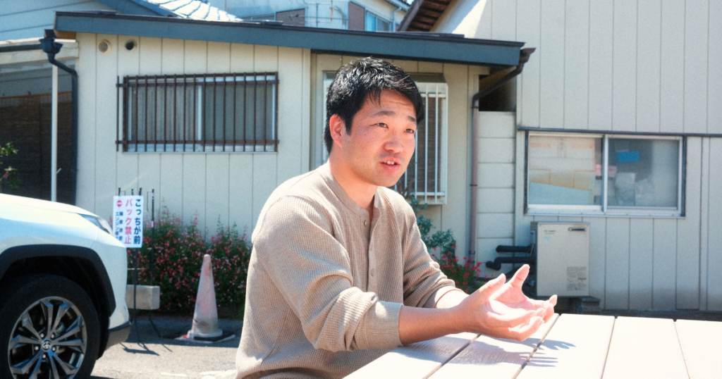 群馬の飲食店や企業の集客・採用支援をおこなっているにわつる 共同経営者の綿貫さんインタビュー写真